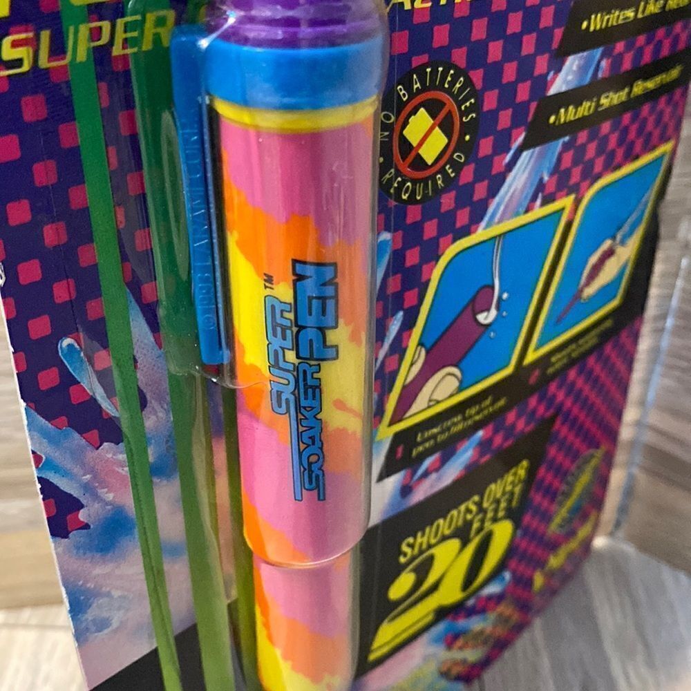 Super Soaker Pen 1993 Larami Shoots Over 20 Feet Pocket Toy water gun - Picture 4 of 5
